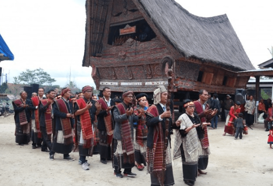 Mengenal Budaya Batak Lewat Wisata di Danau Toba