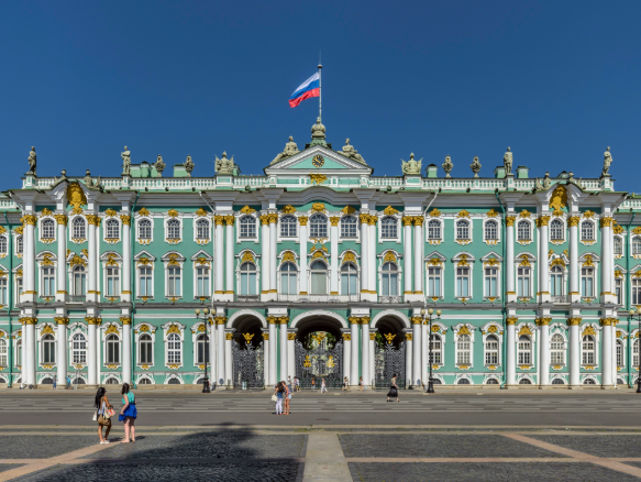 Keanggunan Istana Musim Dingin Jadi Daya Tarik Rusia