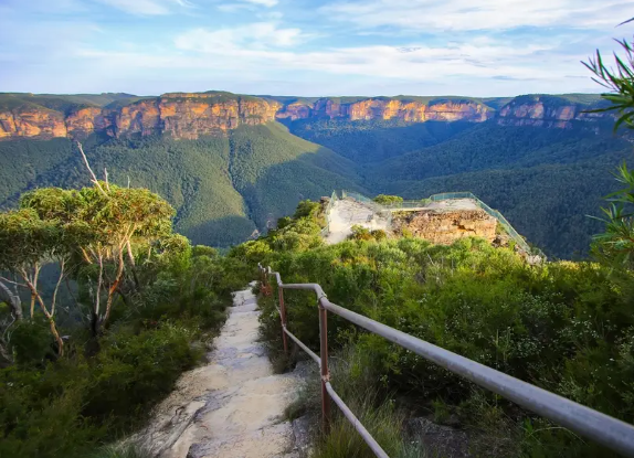panorama-pegunungan-australia-yang-menyejukkan-hati