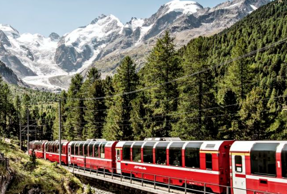 Pengalaman Naik Kereta Panorama Terindah di Swiss